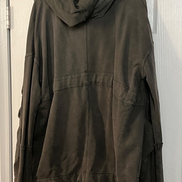 Oversized Jacket - Picture 3 of 3